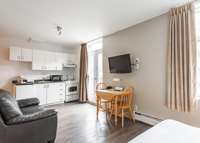 Hotel Le Roberval Montreal